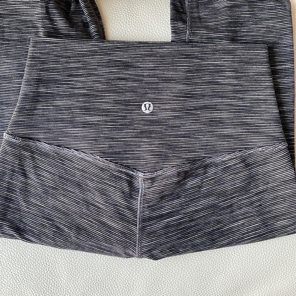 Lululemon Align Leggings - Picture 2 of 4
